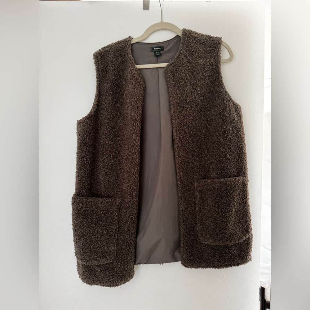 Roots Shearling Vest - Size M